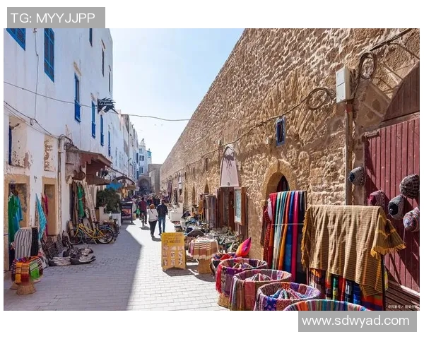 探索埃斯特旺的魅力与历史深度，揭开这座城市的文化面纱